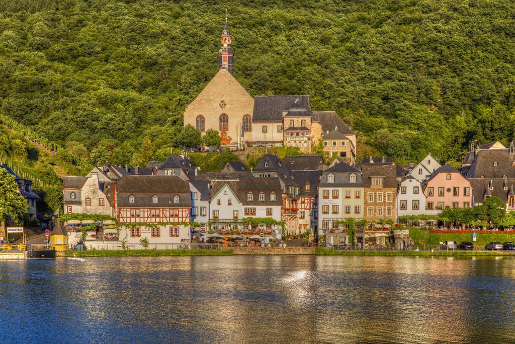 Hotel Lipmann "Am Klosterberg" Beilstein  Bagian luar foto